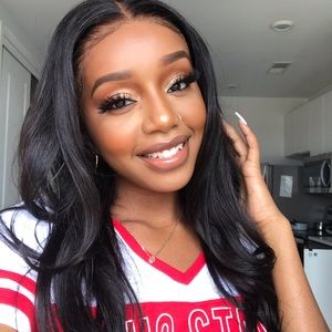 Meet your Posher, Teaira